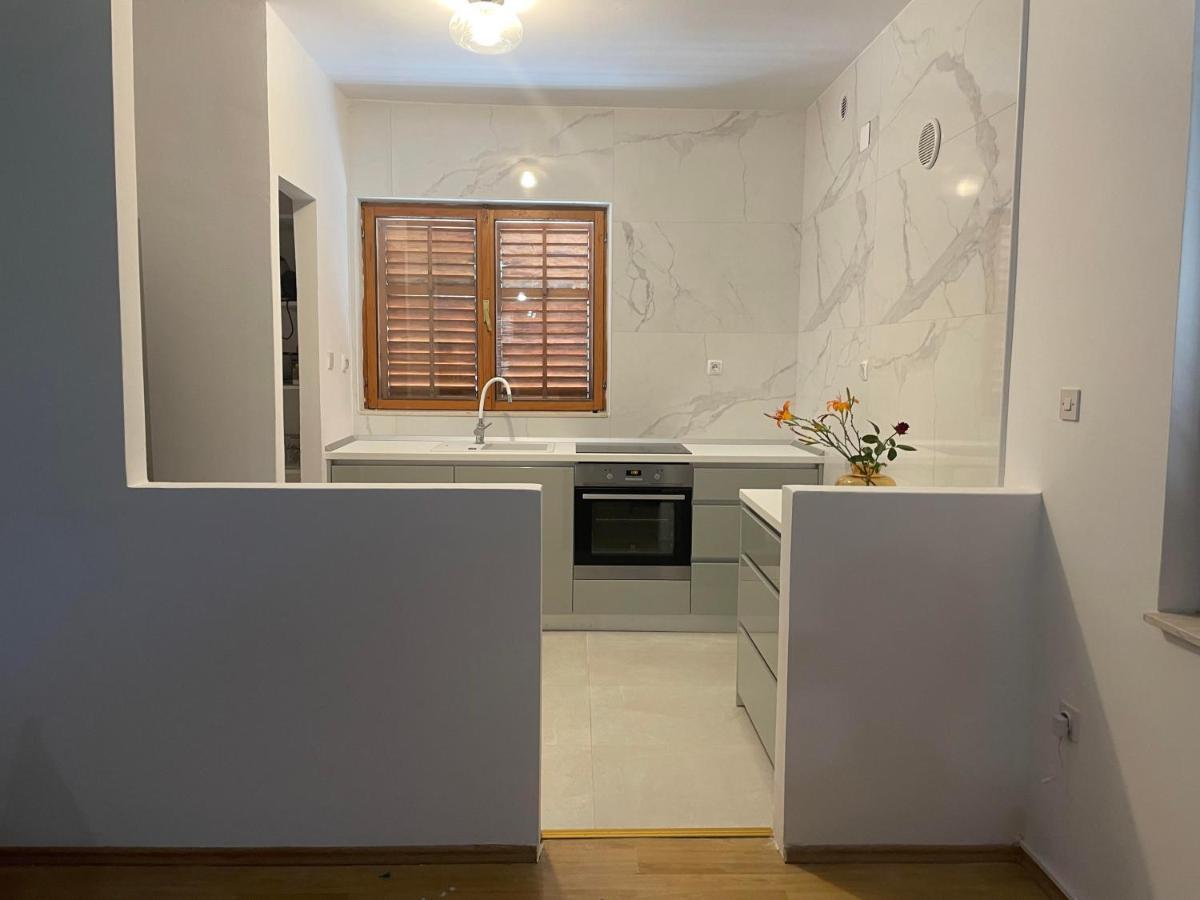 Six Bedroom Holiday Home Matea Ploce  Luaran gambar